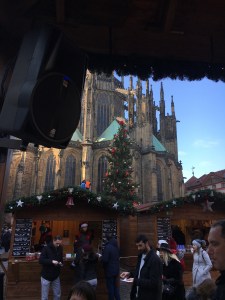 Joulutorit, Prahan linna, St.Vituksen katedraali, joulu, nähtävyys, Praha, Eurooppa, lasten kanssa