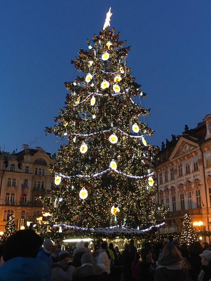 Staré Mesto, vanhakaupunki, Praha, joulutori, Eurooppa, kaupunkiloma, jouluvalot, joulukuusi
