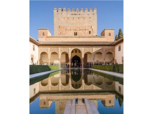 Alhambra, Granada, Andalucía, Espanja, maurilainen arkkitehtuuri, historia, vuoristo,