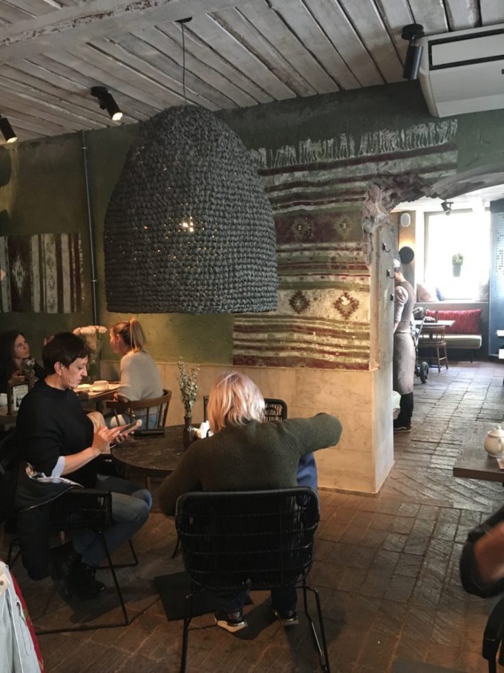 Kazan Mangal, Pietari, georgialainen ruoka