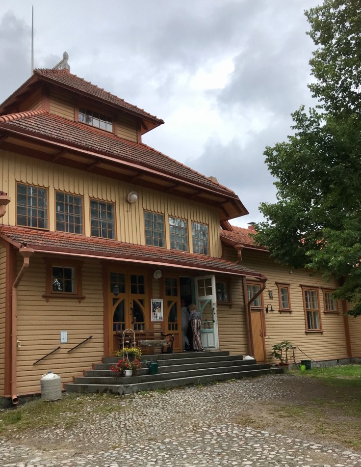 Asema Taidepysäkki, Lusto, Punkaharju, Visit Savonlinna, lomalla kotimaassa, Suomi