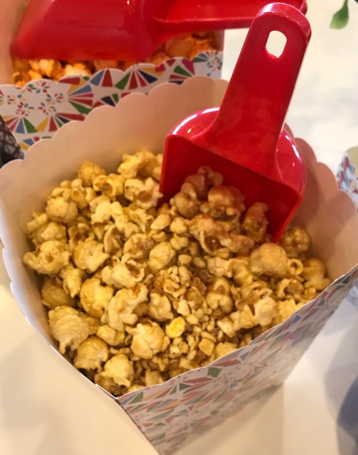 Linnanmäki, Lintsi, popparit, herkkua, Helsinki